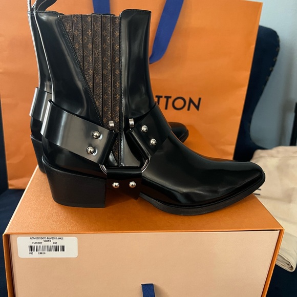 Louis Vuitton Rhapsody Ankle Boots - Picture 5 of 8
